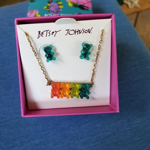 🧸💜💚Betsey Johnson Colorful Gummy Bear Necklace & Earrings - NWT&B💚💜🧸 - Picture 4 of 5